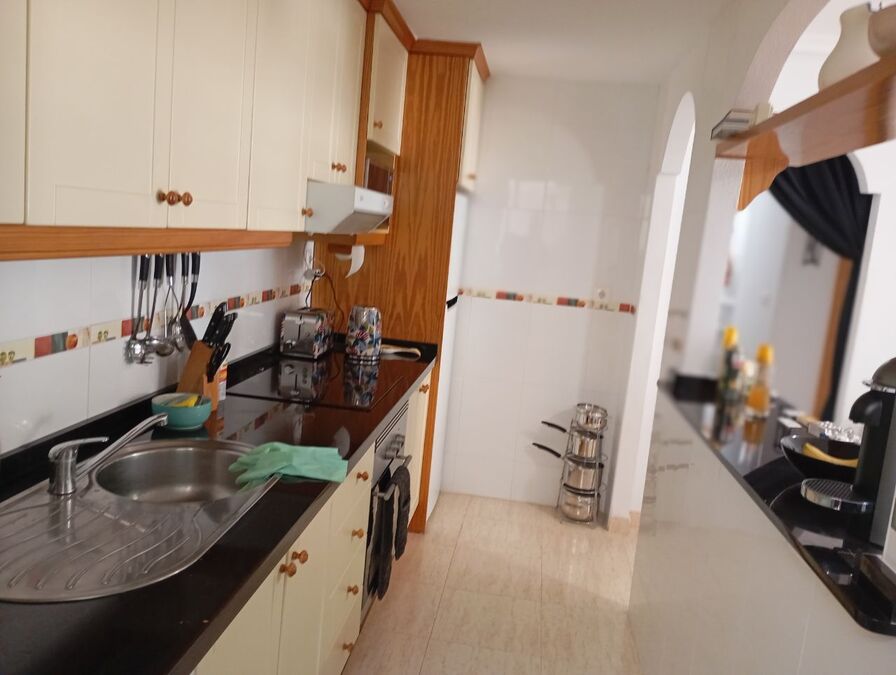 Terrace in apartment for sale in Daya Vieja