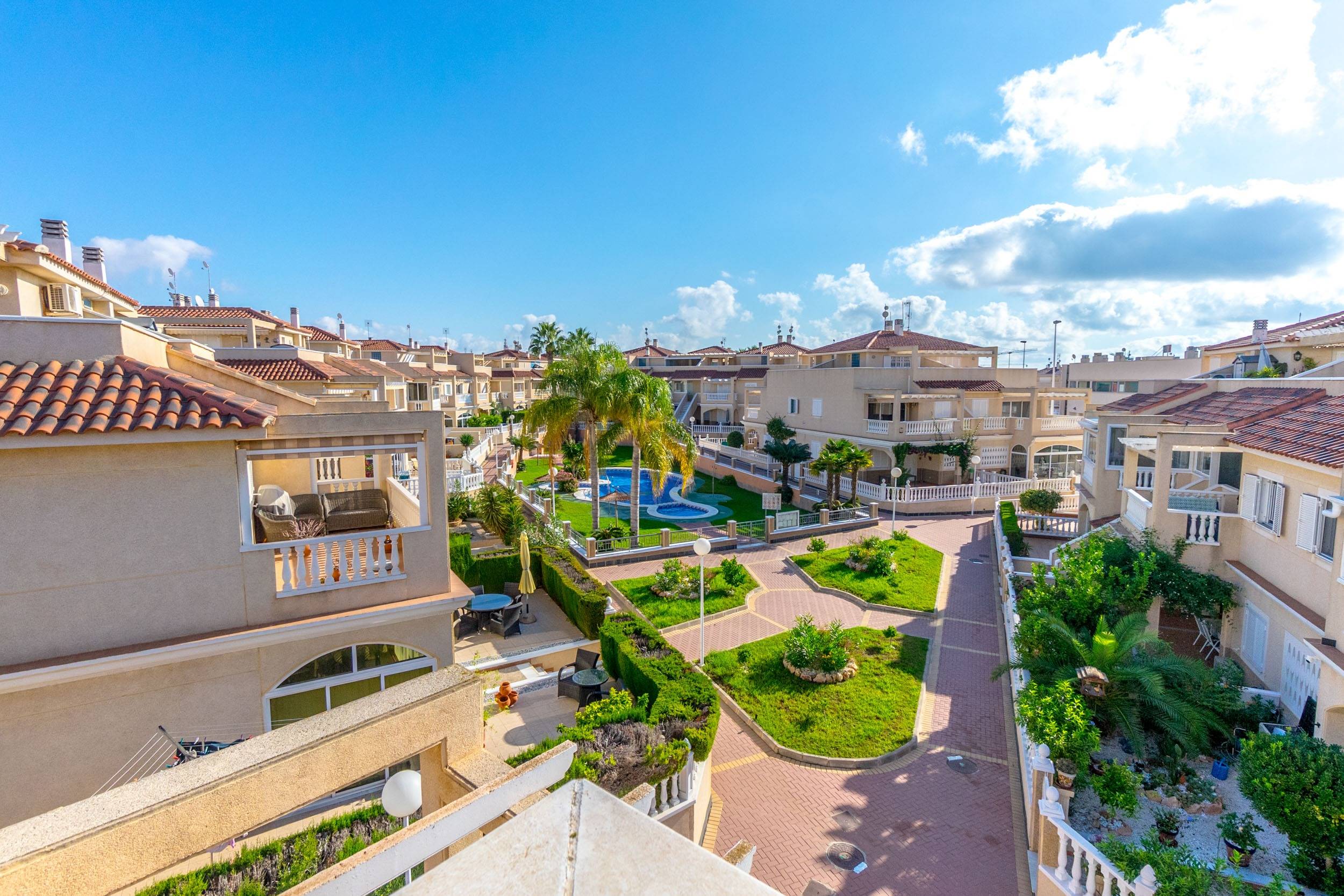 Kitchen in duplex for sale in Orihuela Costa