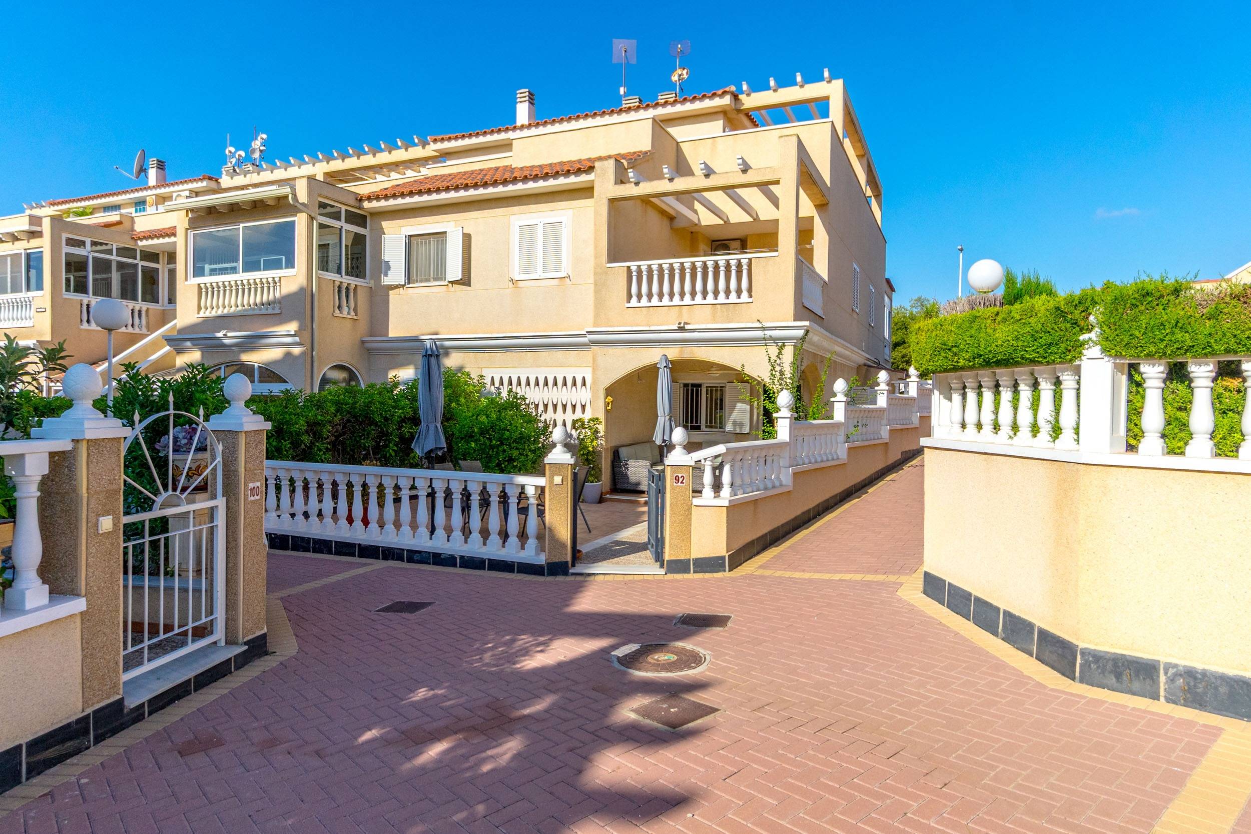 Living room in duplex for sale in Orihuela Costa