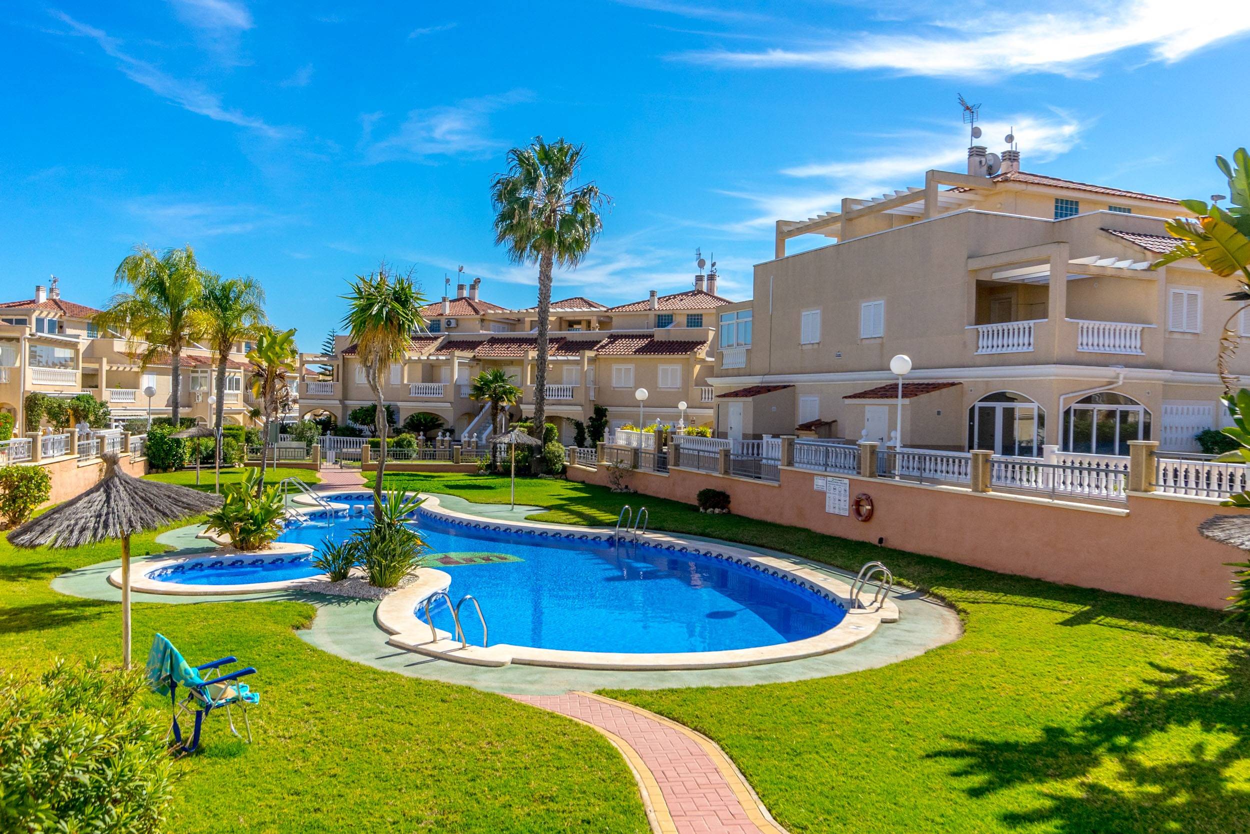 Kitchen in duplex for sale in Orihuela Costa