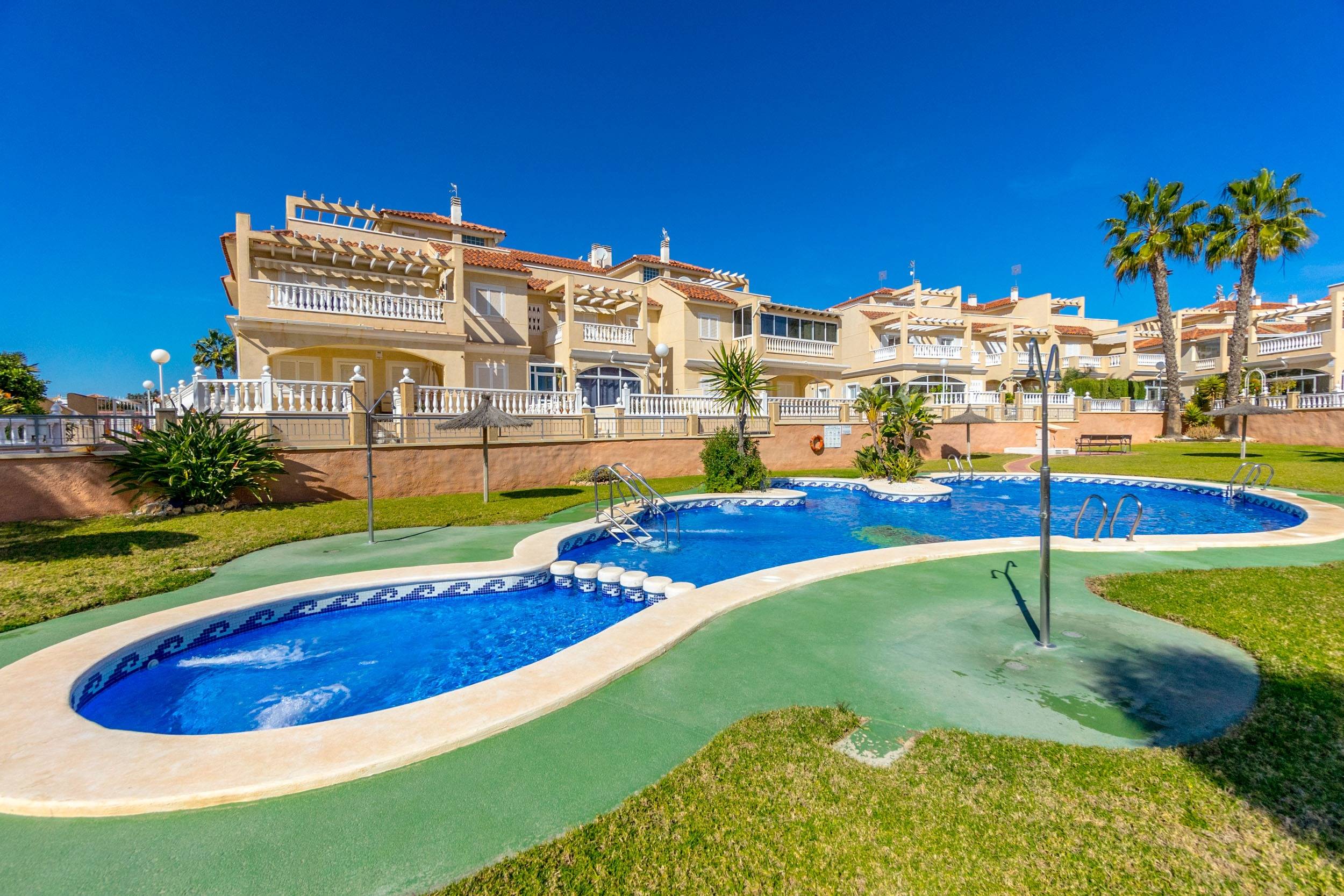 Bathroom in duplex for sale in Orihuela Costa