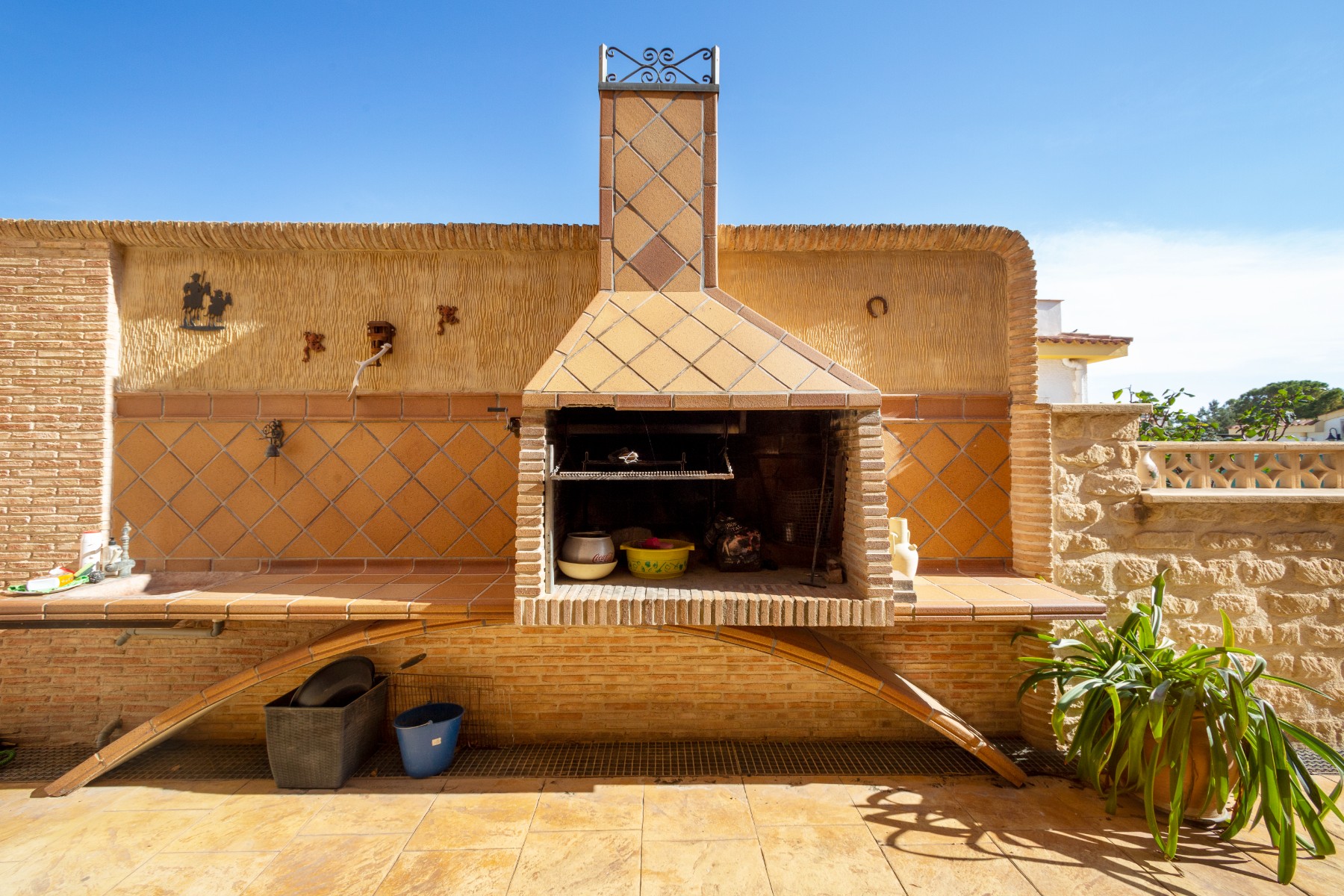 Living room in villa for sale in San Vicente del Raspeig