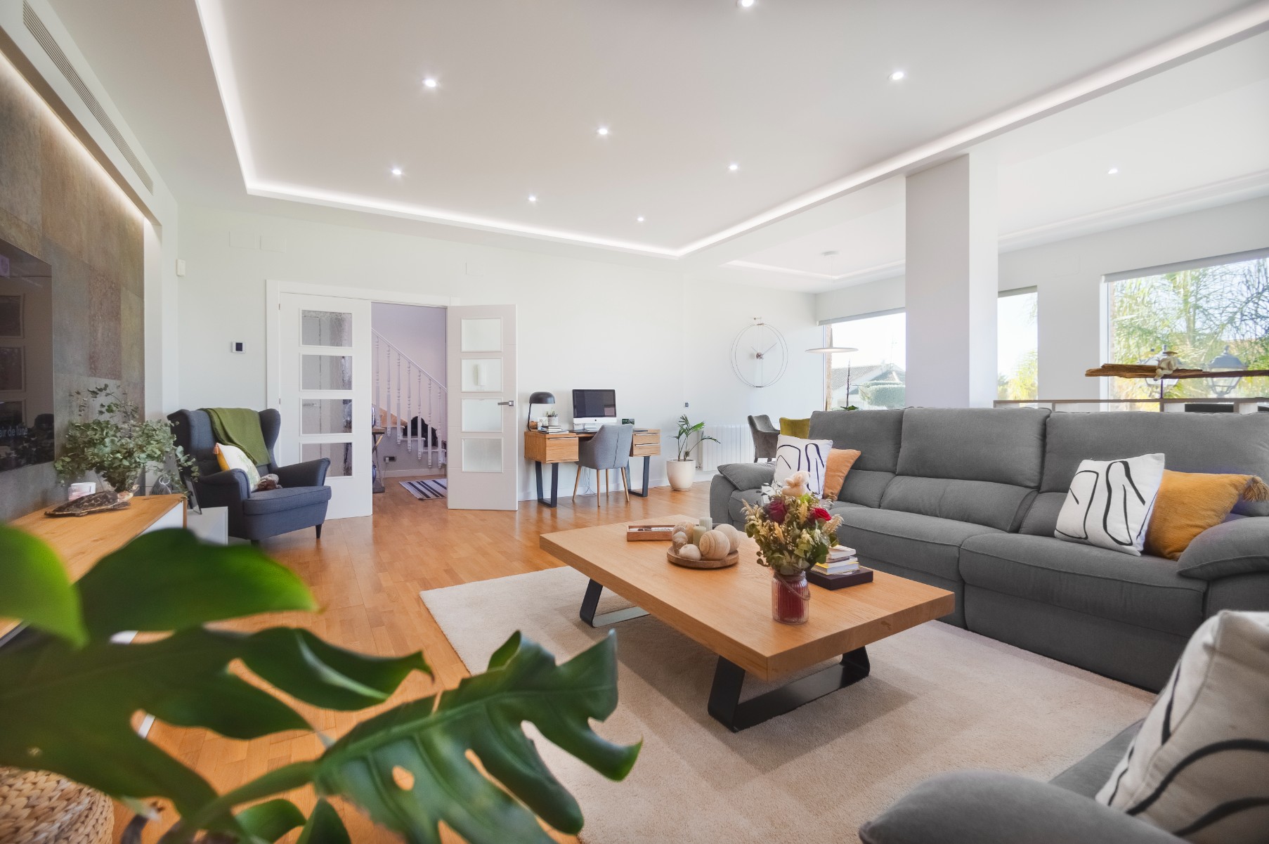 Dining area in villa for sale in San Vicente del Raspeig