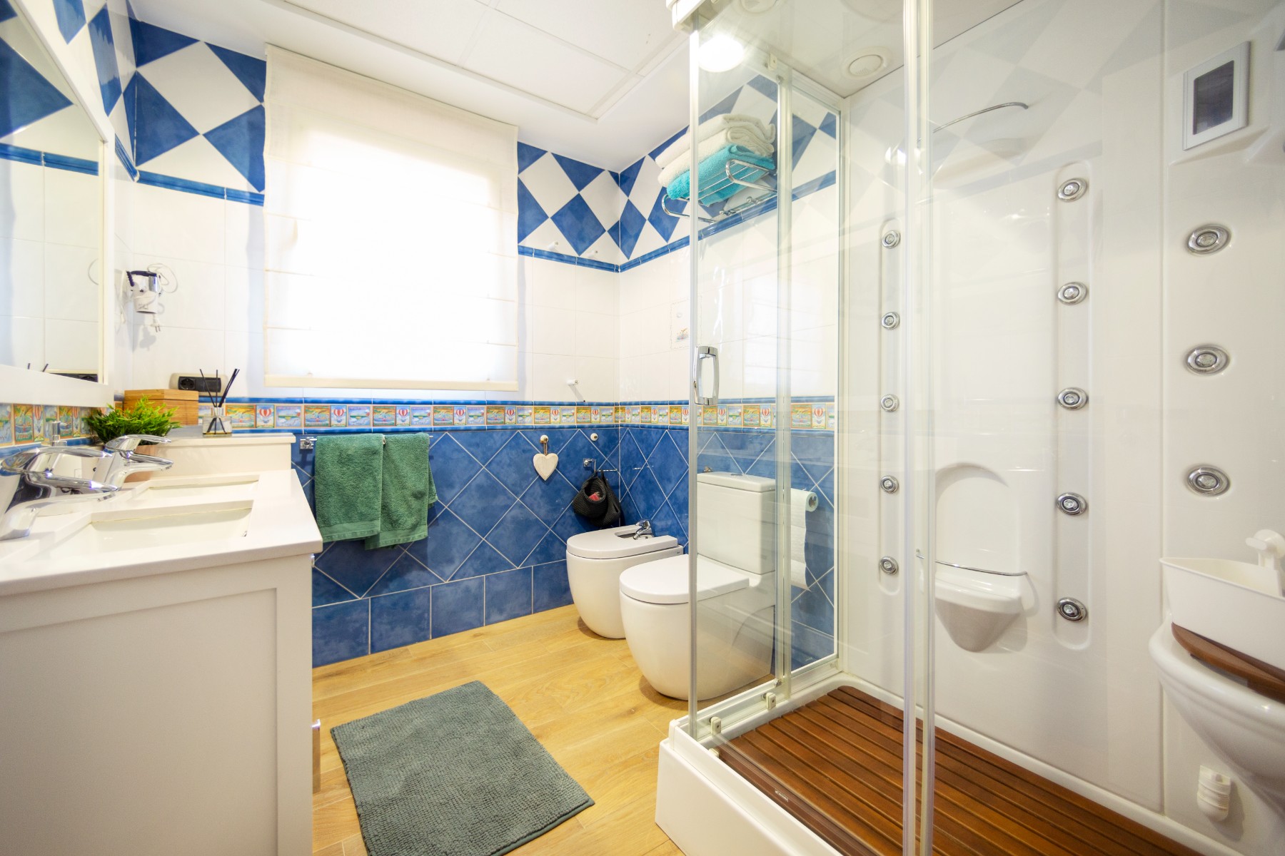 Terrace in villa for sale in San Vicente del Raspeig