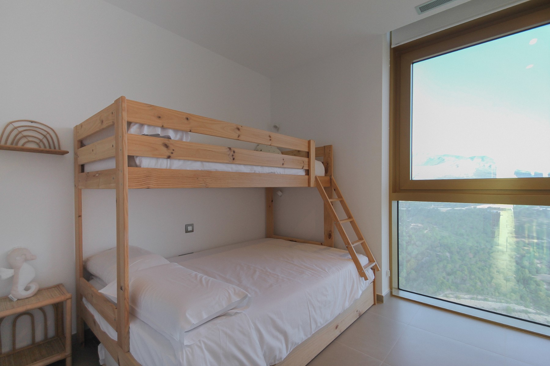Living room in apartment for sale in Benidorm