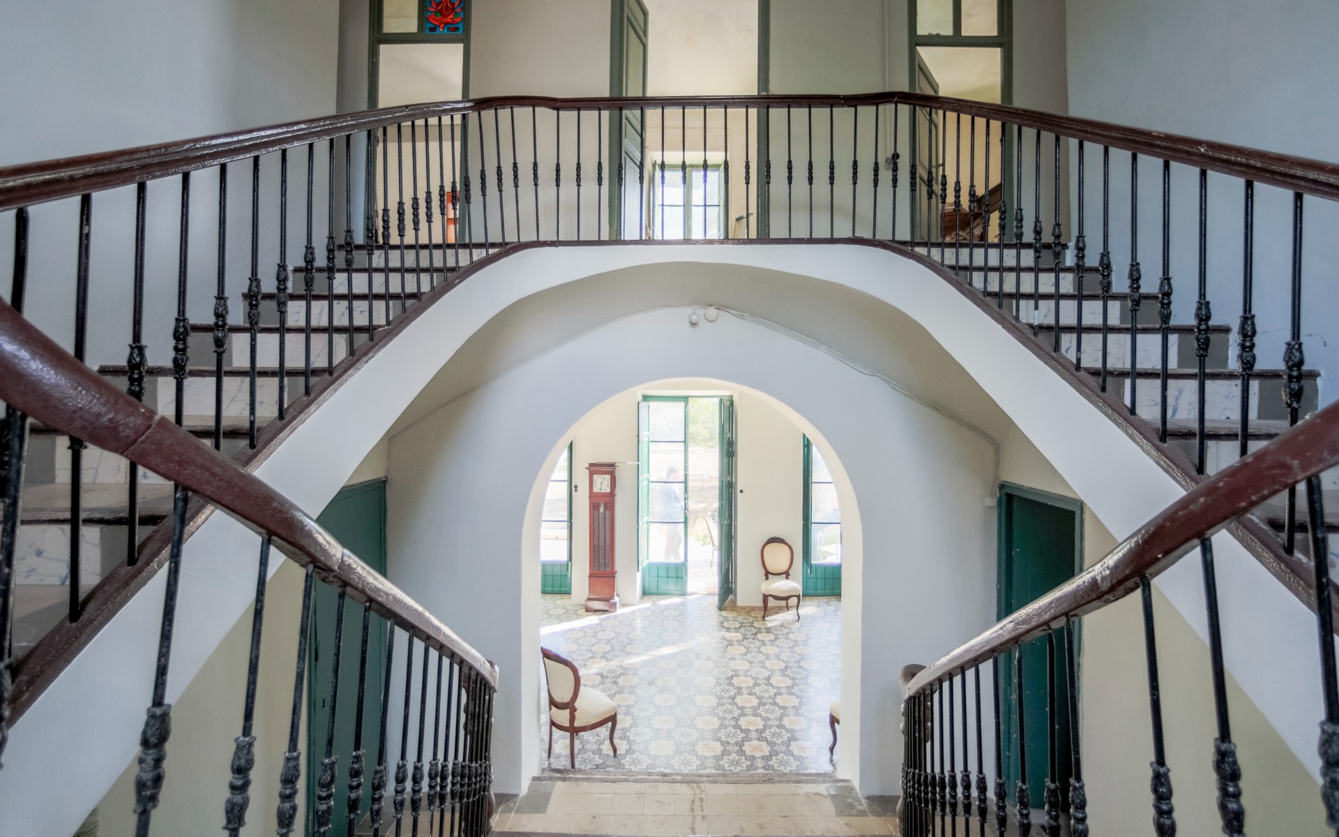 Dining area in villa for sale in Alicante