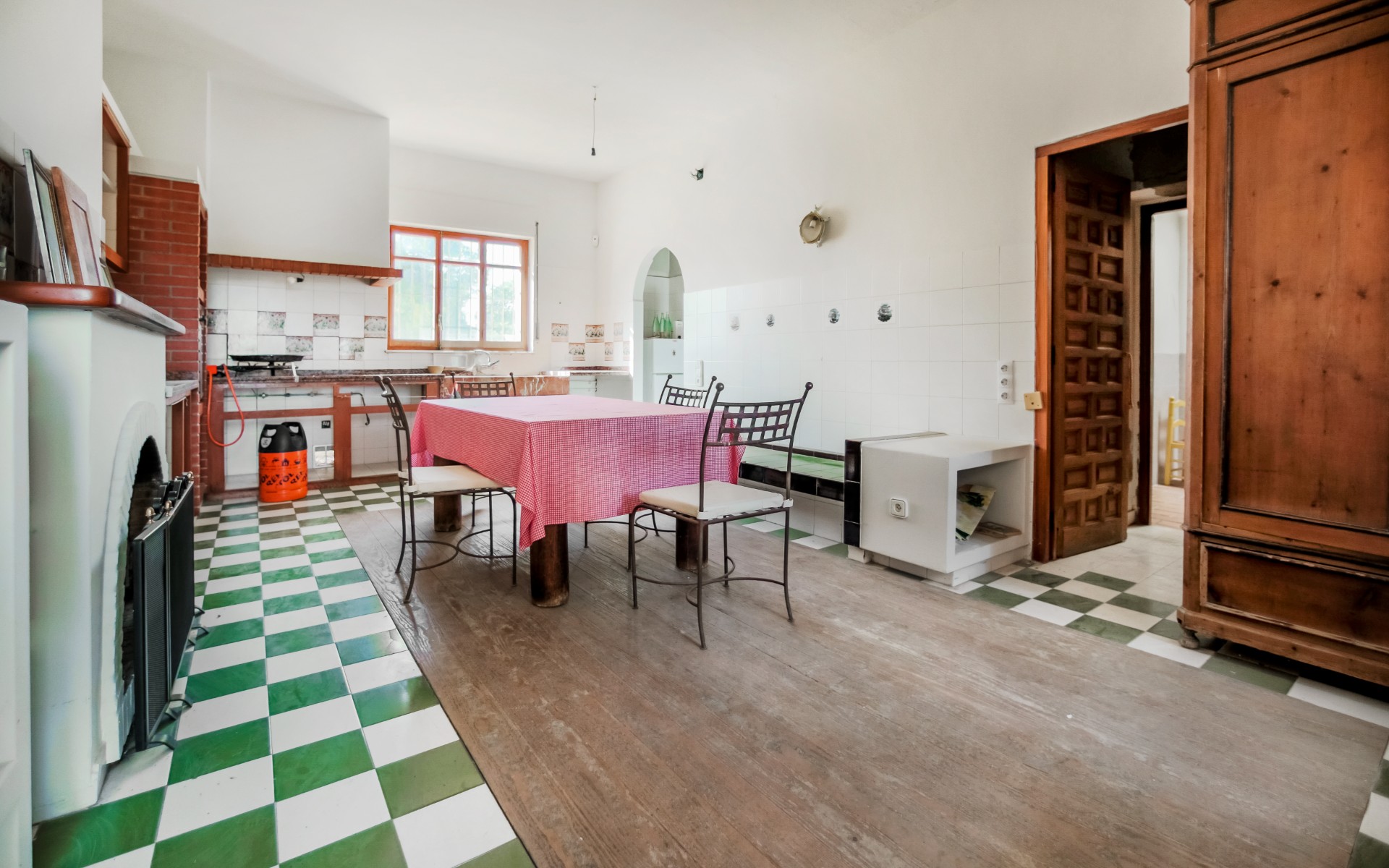 Garden in villa for sale in Alicante