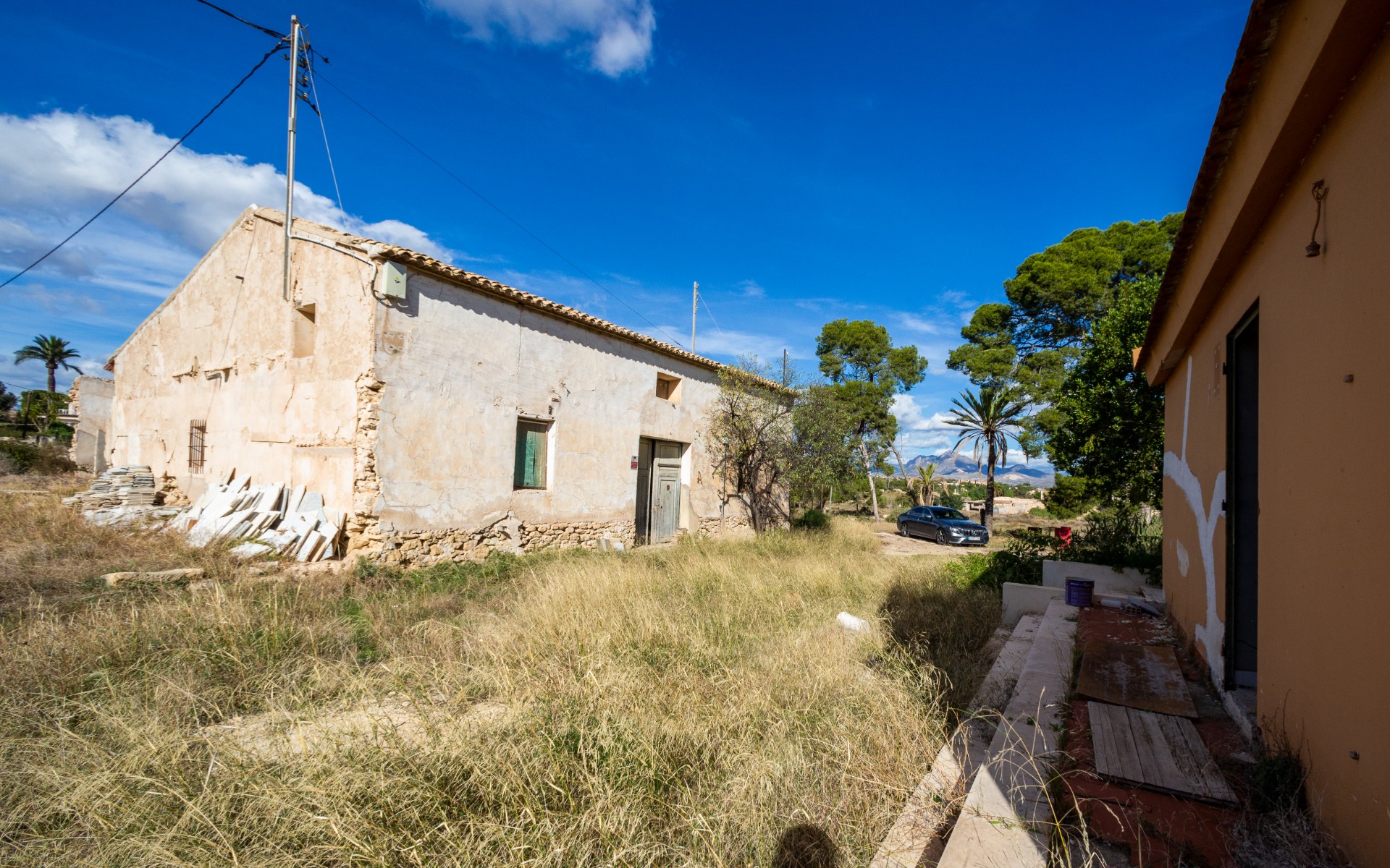 Bedroom in villa for sale in Alicante