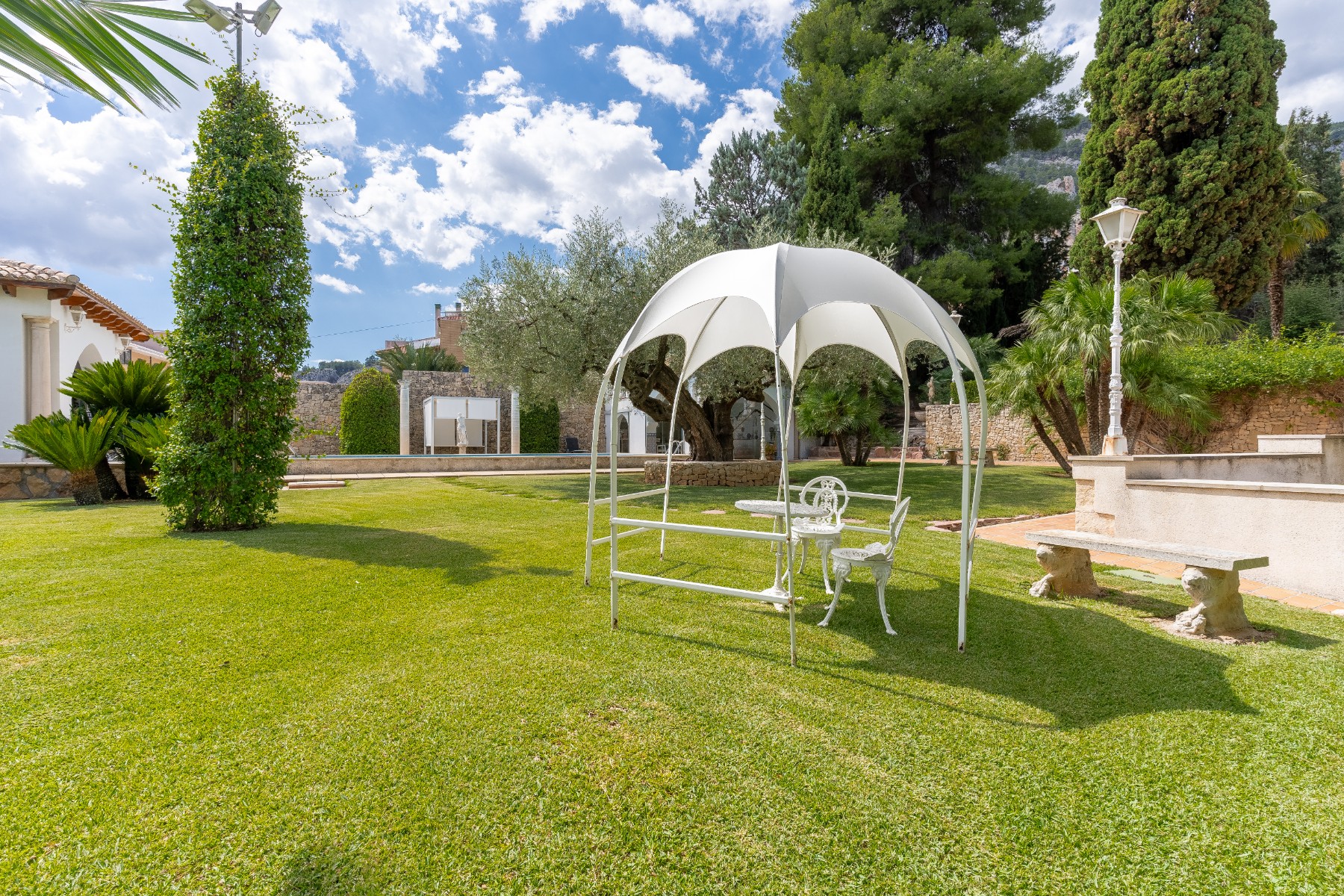 Exterior view in villa for sale in Alcoy