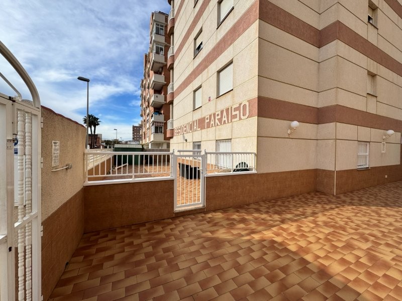 Pool area in apartment for sale in Torrevieja