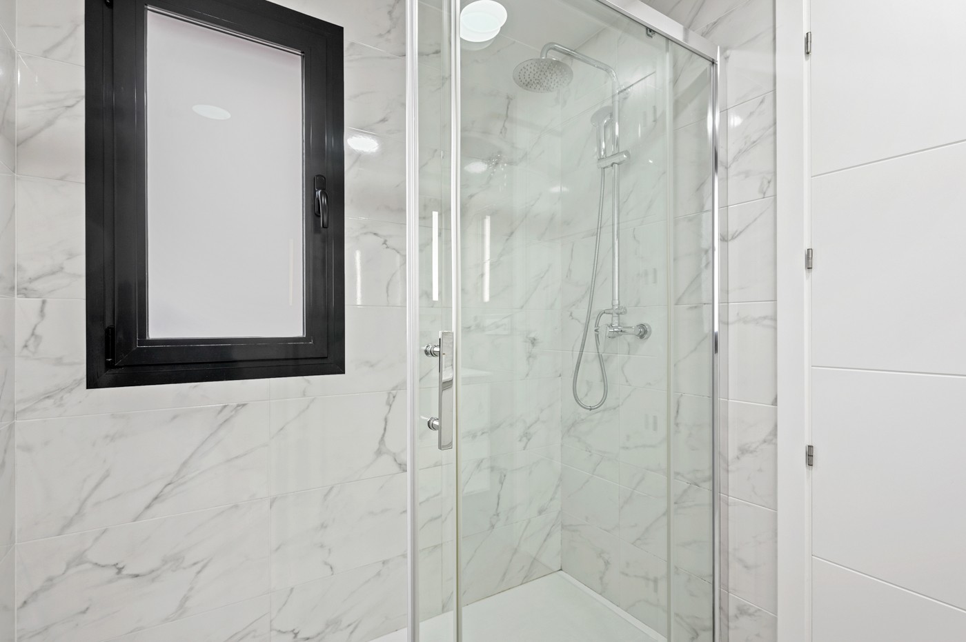 Kitchen in apartment for sale in Orihuela Costa