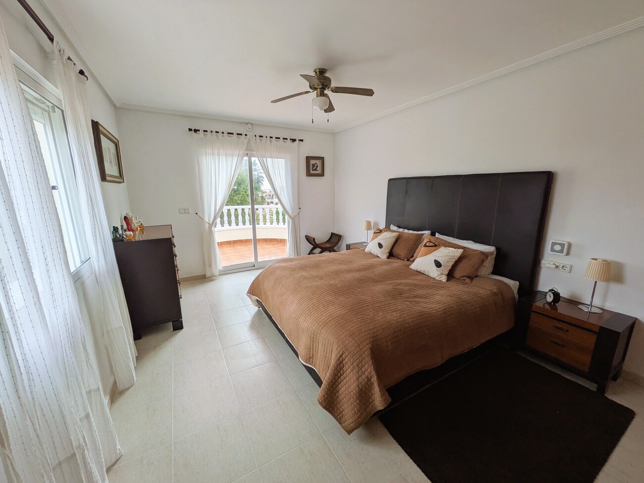 Dining area in villa for sale in Campos del Río