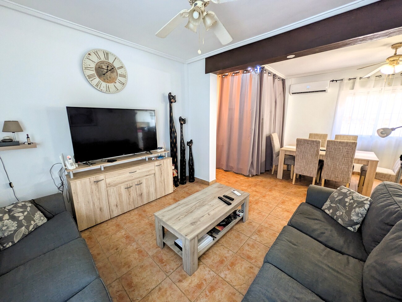 Pool area in villa for sale in San Miguel de Salinas