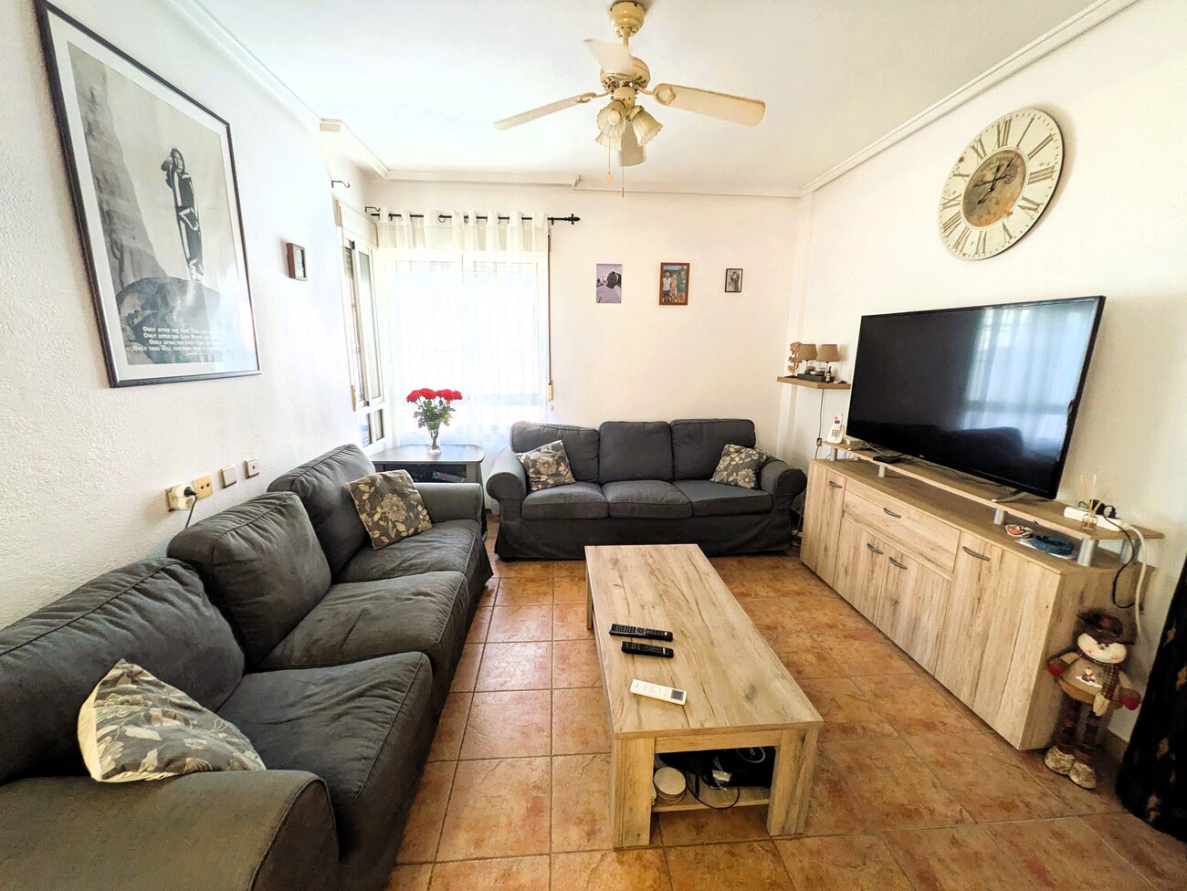 Dining area in villa for sale in San Miguel de Salinas