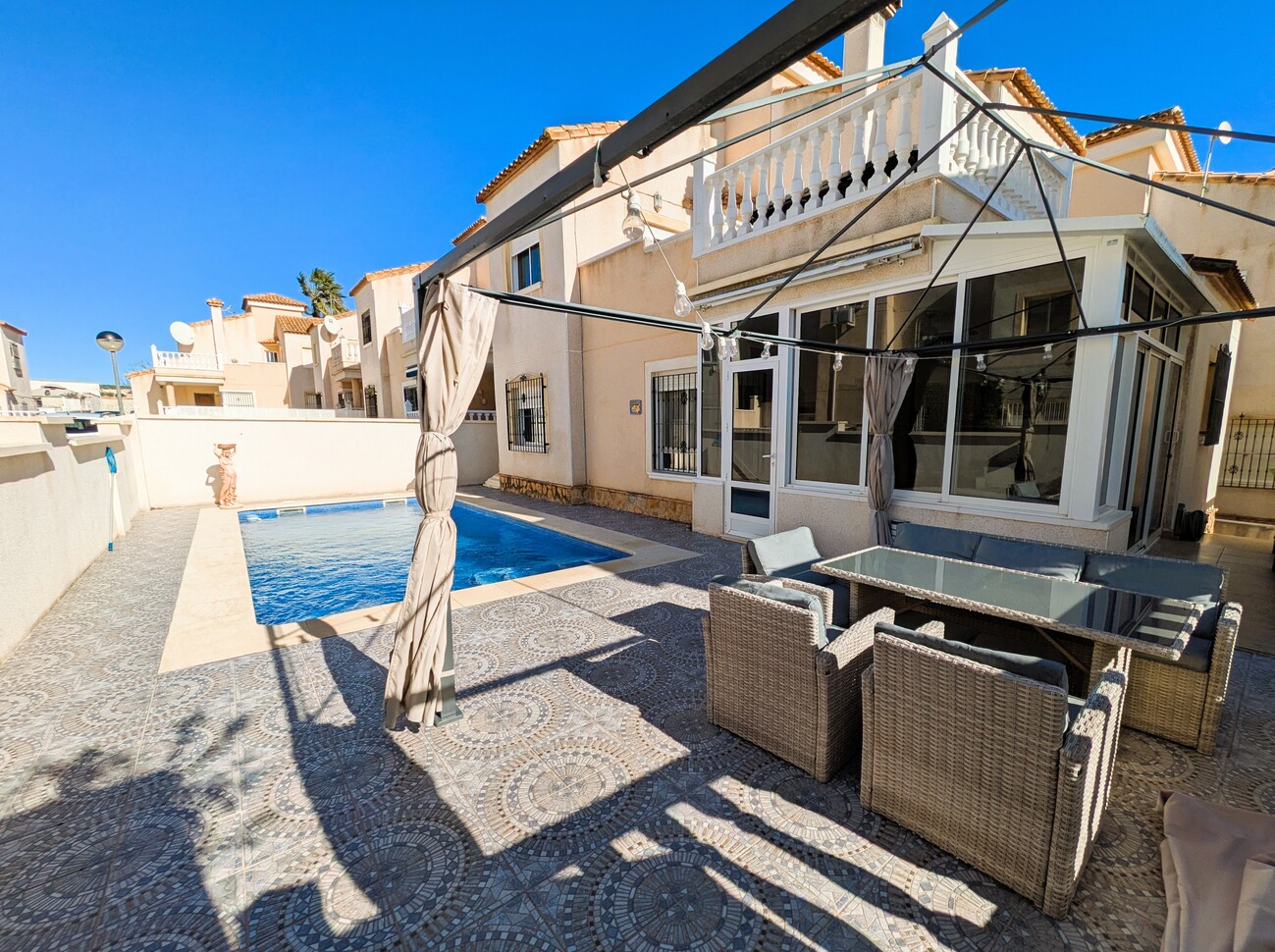Terrace in villa for sale in San Miguel de Salinas