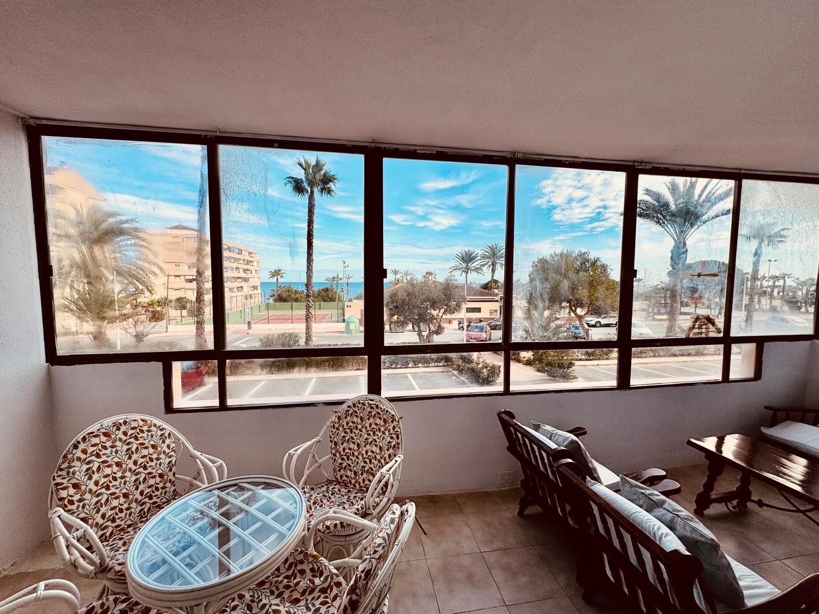 Living room in apartment for sale in Torrevieja