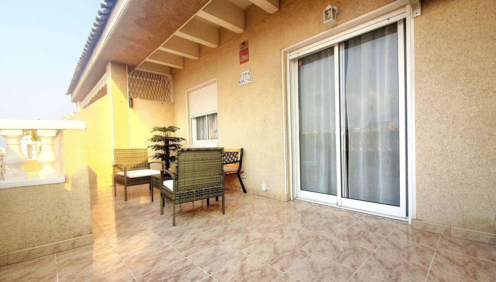 Dining area in penthouse for sale in Torrevieja