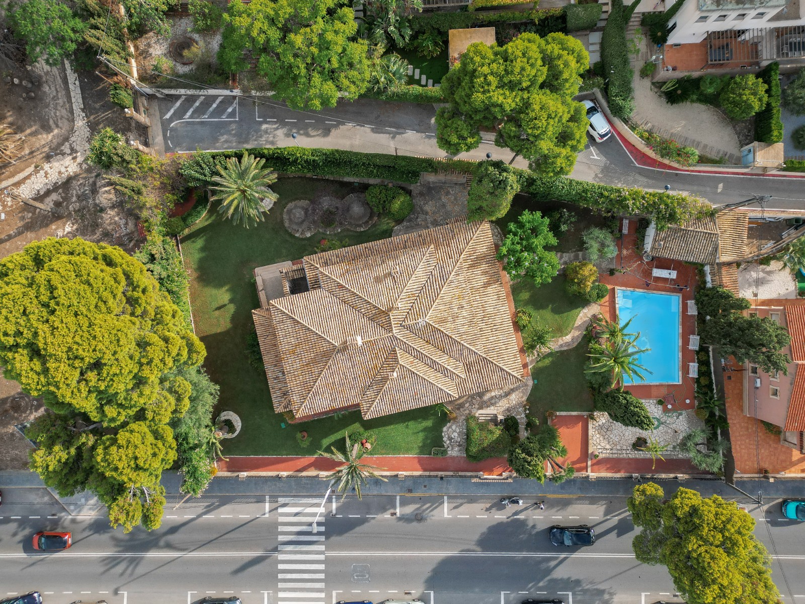 Terrace in villa for sale in Alicante