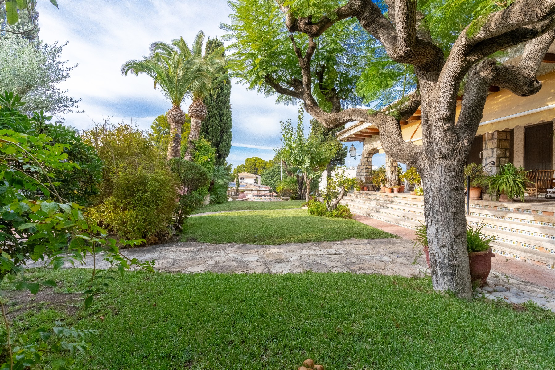 Bathroom in villa for sale in Alicante