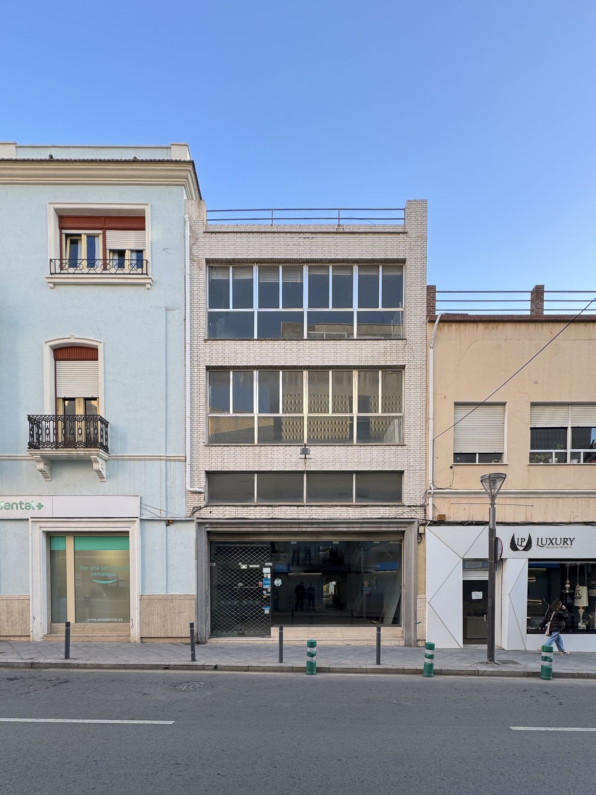 Commercial building for sale in the center of Torrevieja