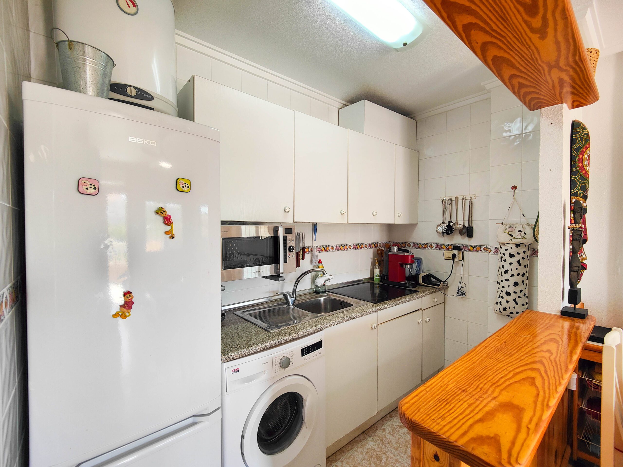 Bathroom in penthouse for sale in Torrevieja