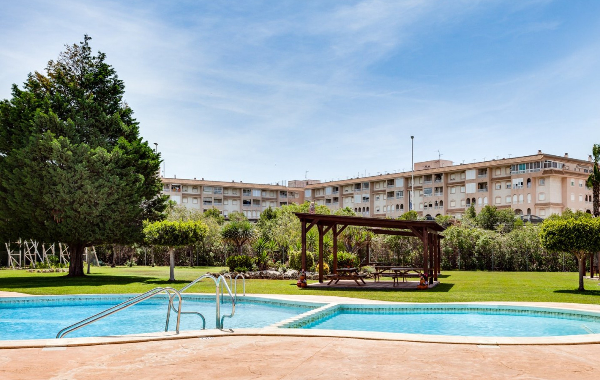 Bathroom in penthouse for sale in Torrevieja