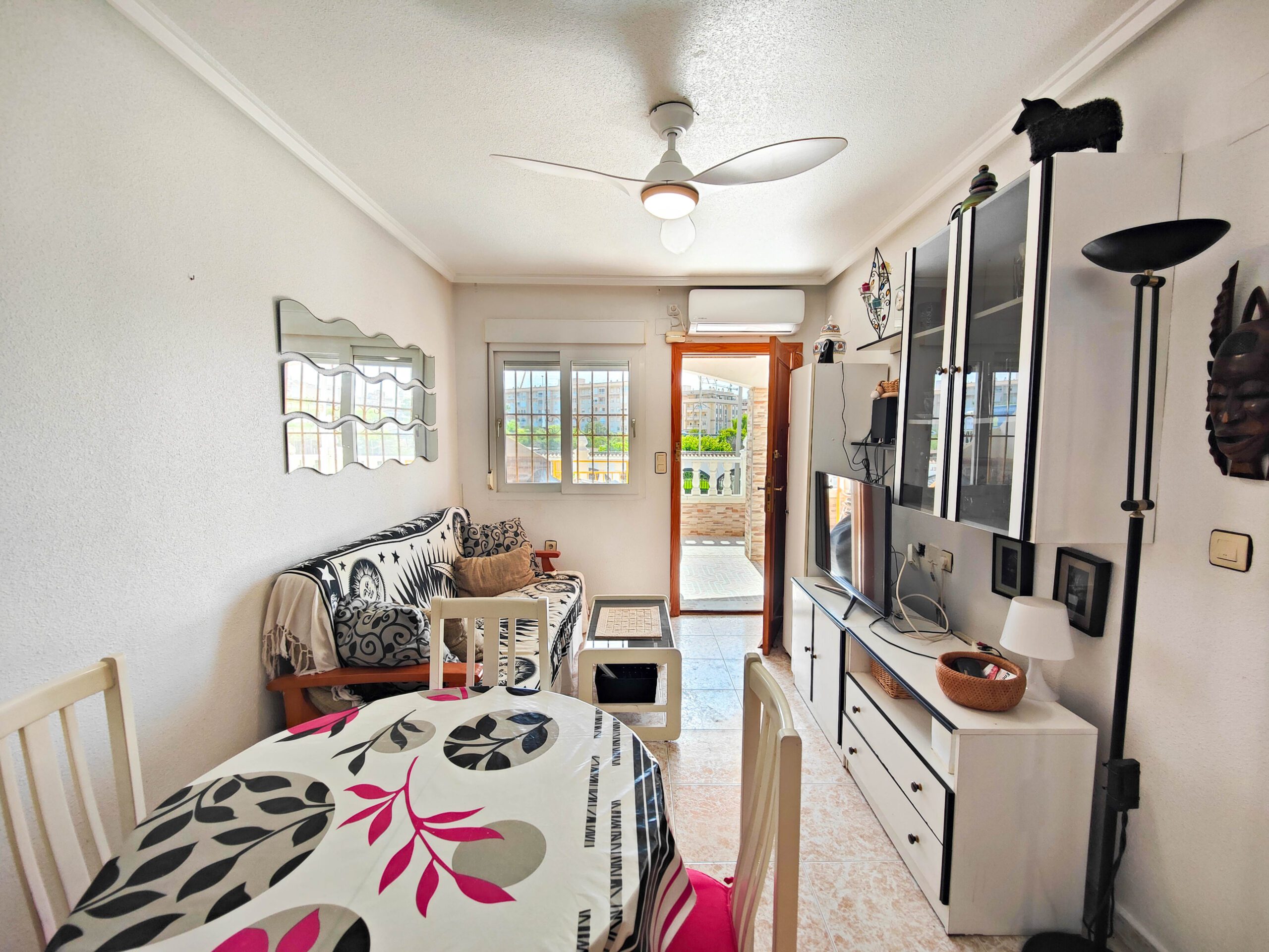 Bedroom in penthouse for sale in Torrevieja