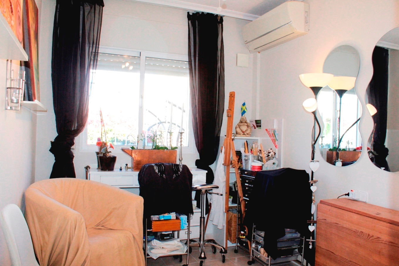 Garden in villa for sale in Villamartin