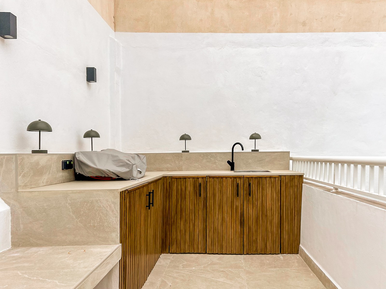 Living room in apartment for sale in Alicante