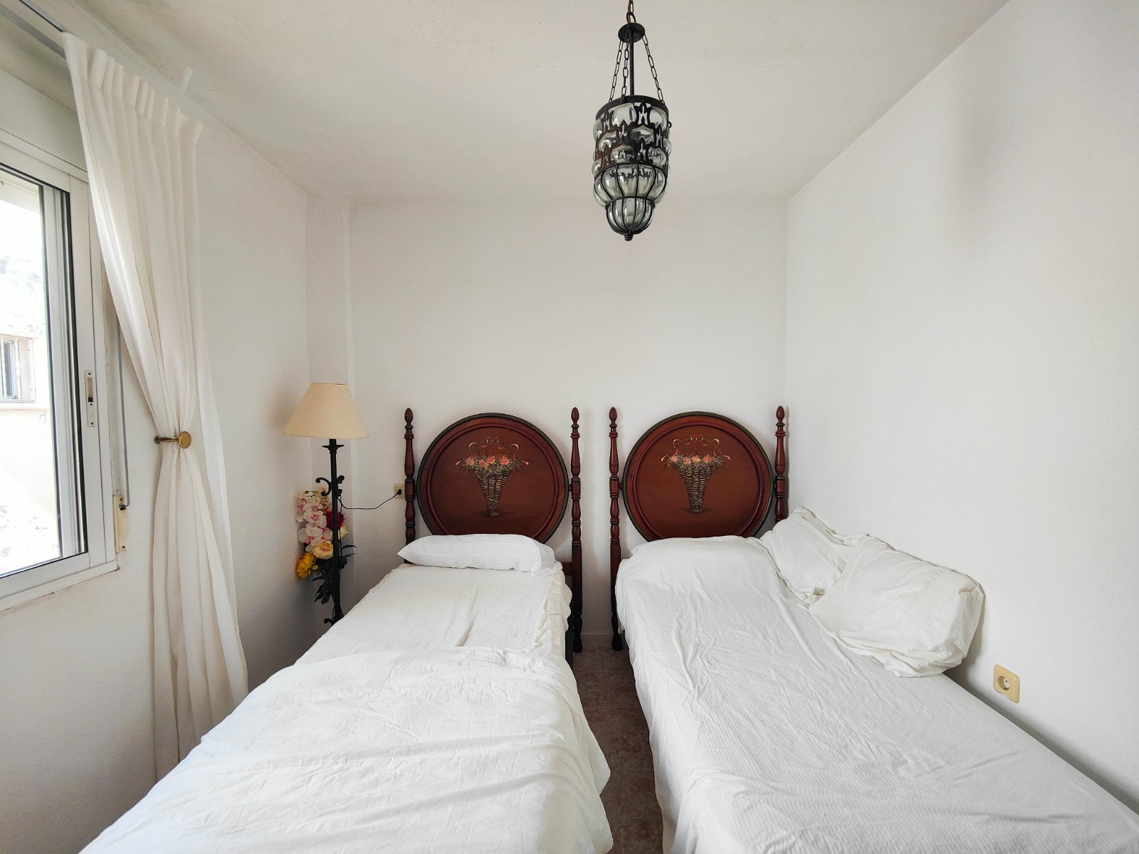Bathroom in penthouse for sale in Torrevieja