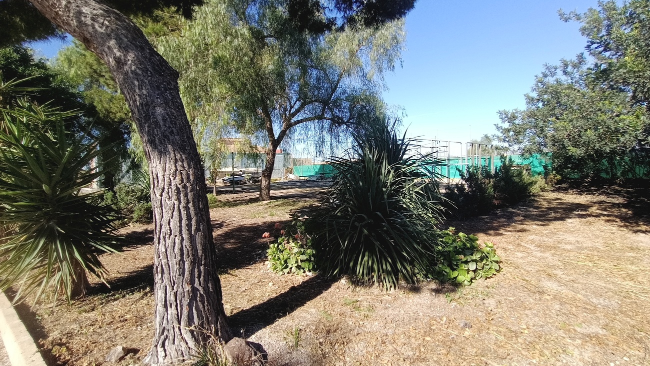 Pool area in villa for sale in Avileses