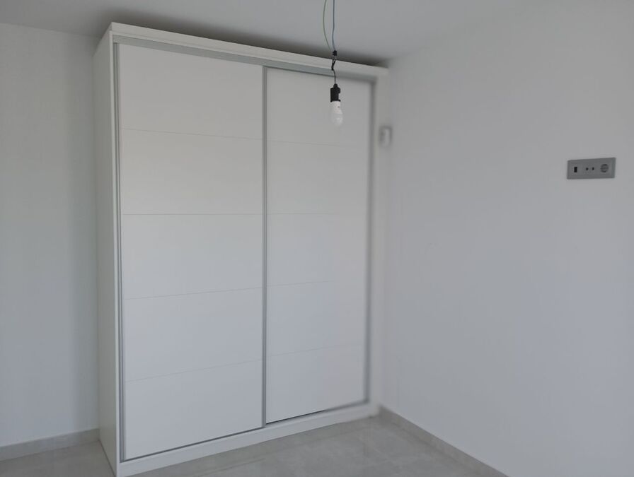Master bedroom in villa for sale in Daya Vieja