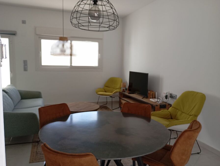 Master bedroom in villa for sale in Daya Vieja