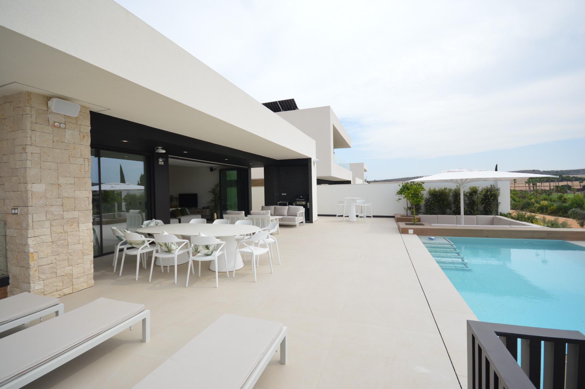 Exterior view in villa for sale in Algorfa