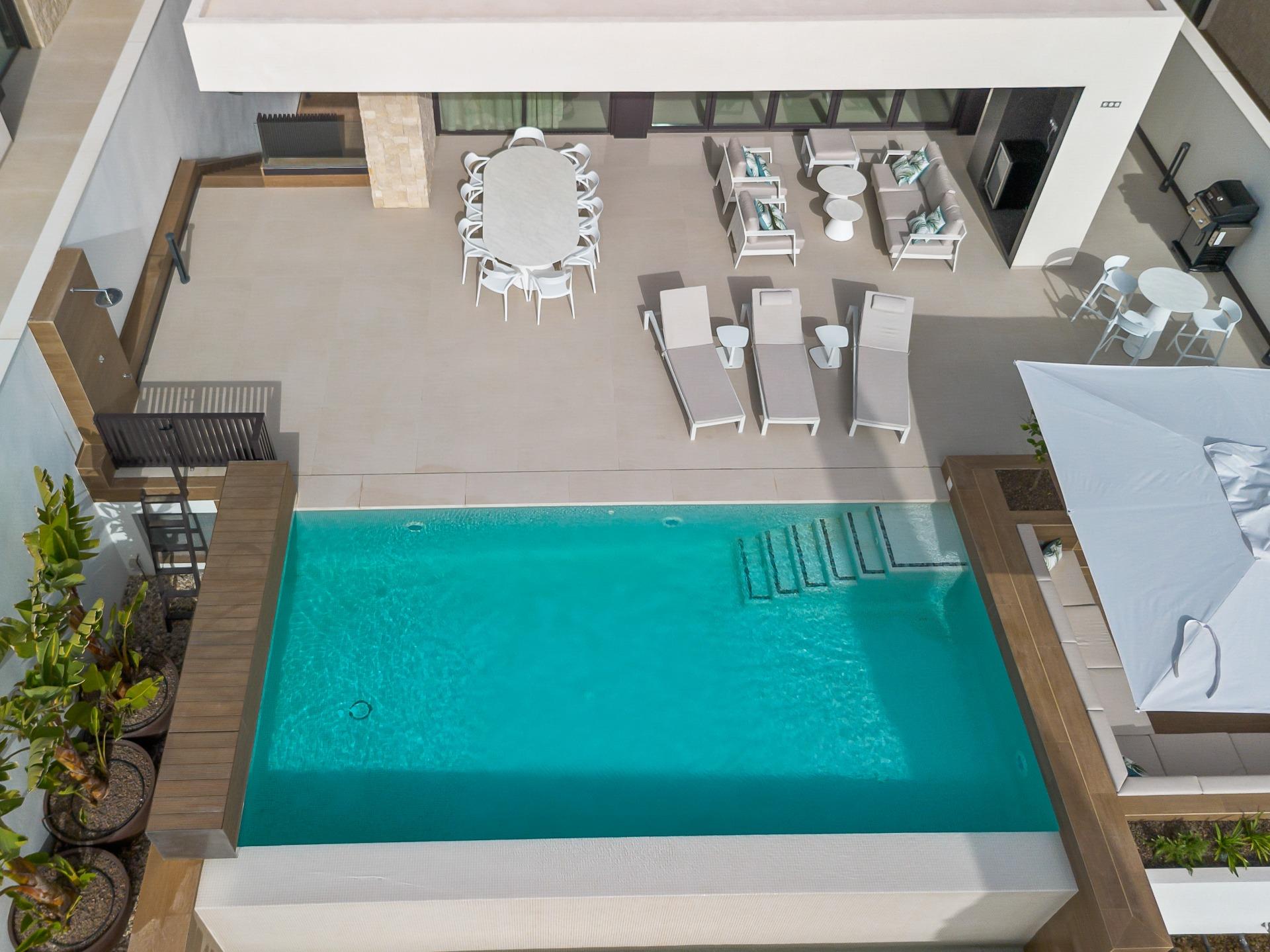 Terrace in villa for sale in Algorfa