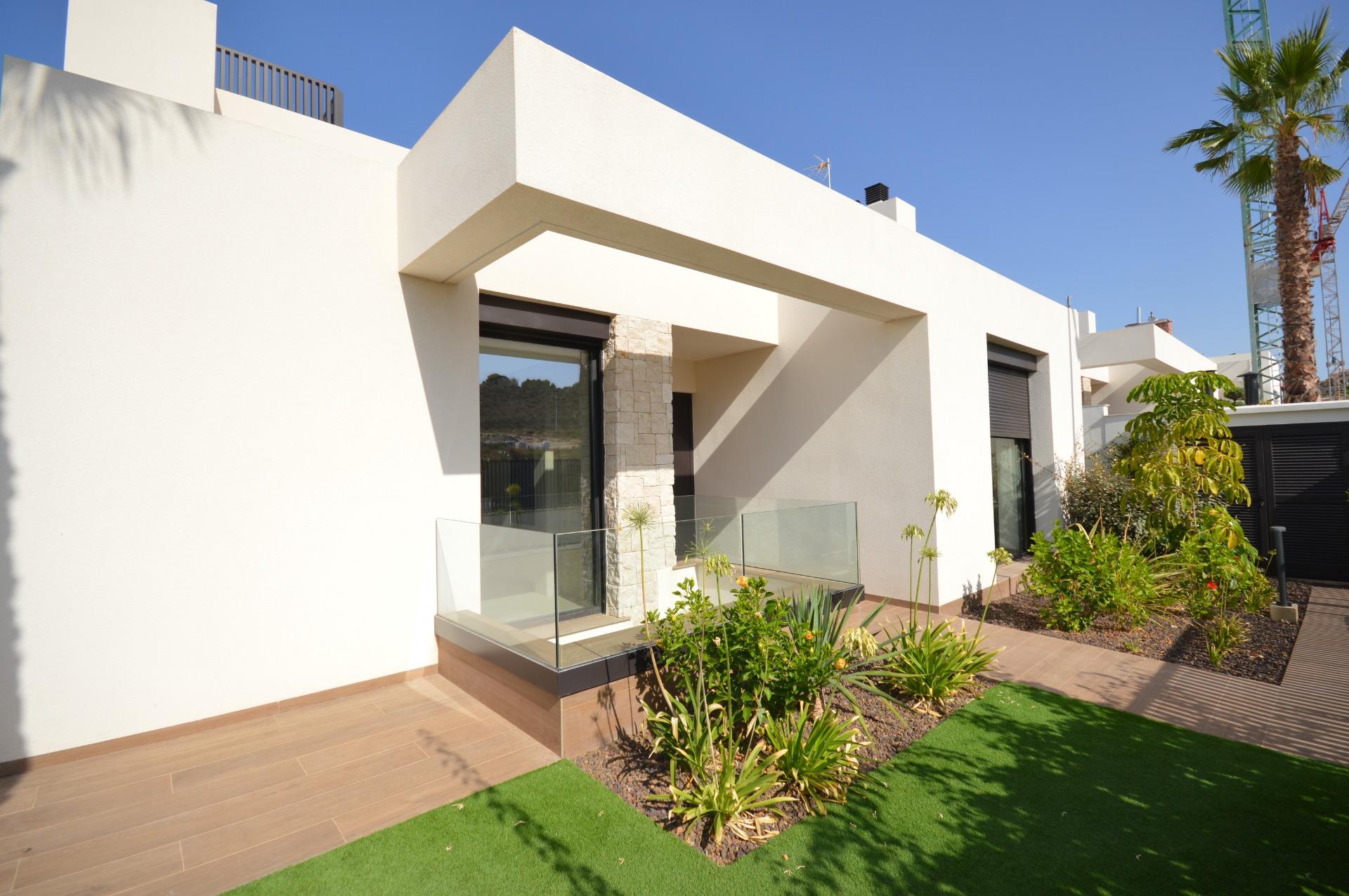 Dining area in villa for sale in Algorfa