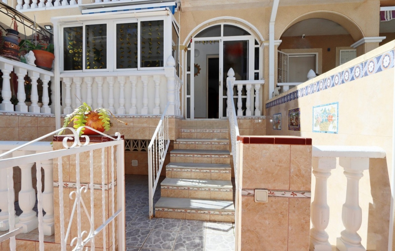 Bedroom in terraced for sale in Playa Flamenca