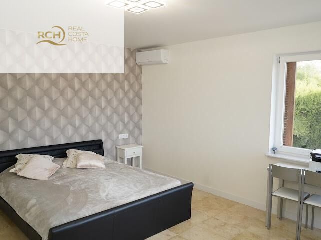 Master bedroom in villa for sale in la Nucia