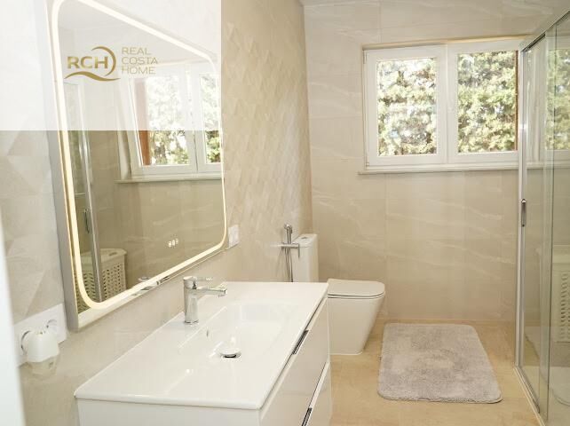 Bedroom in villa for sale in la Nucia