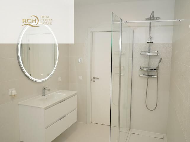Bedroom in villa for sale in la Nucia