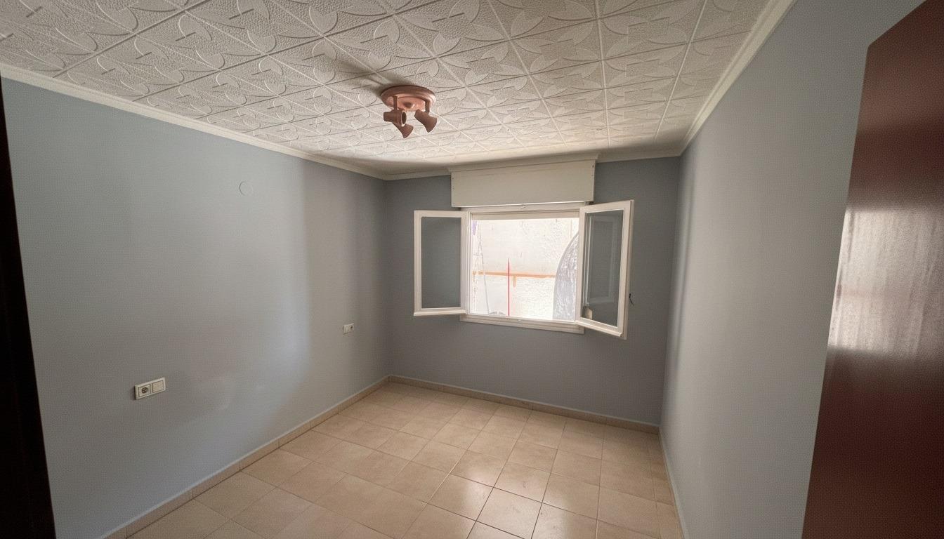 Dining area in bungalow for sale in Torrevieja