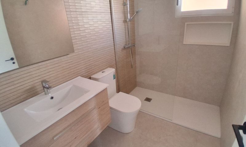 Kitchen in apartment for sale in Torrevieja