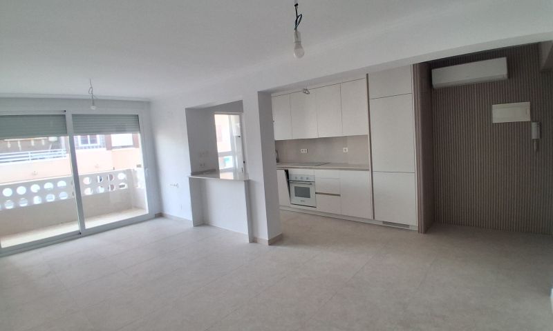 Terrace in apartment for sale in Torrevieja
