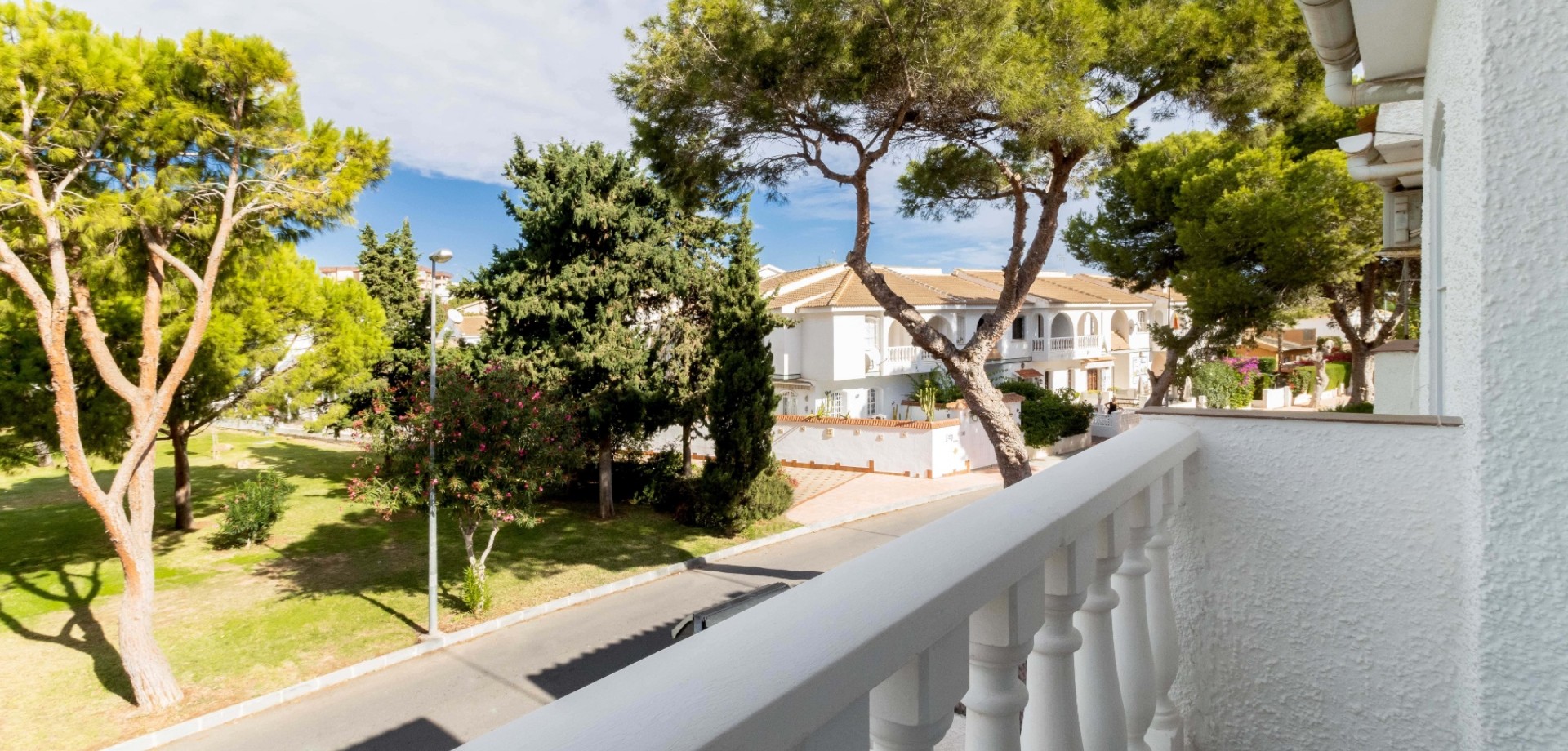 Bedroom in terraced for sale in Orihuela Costa