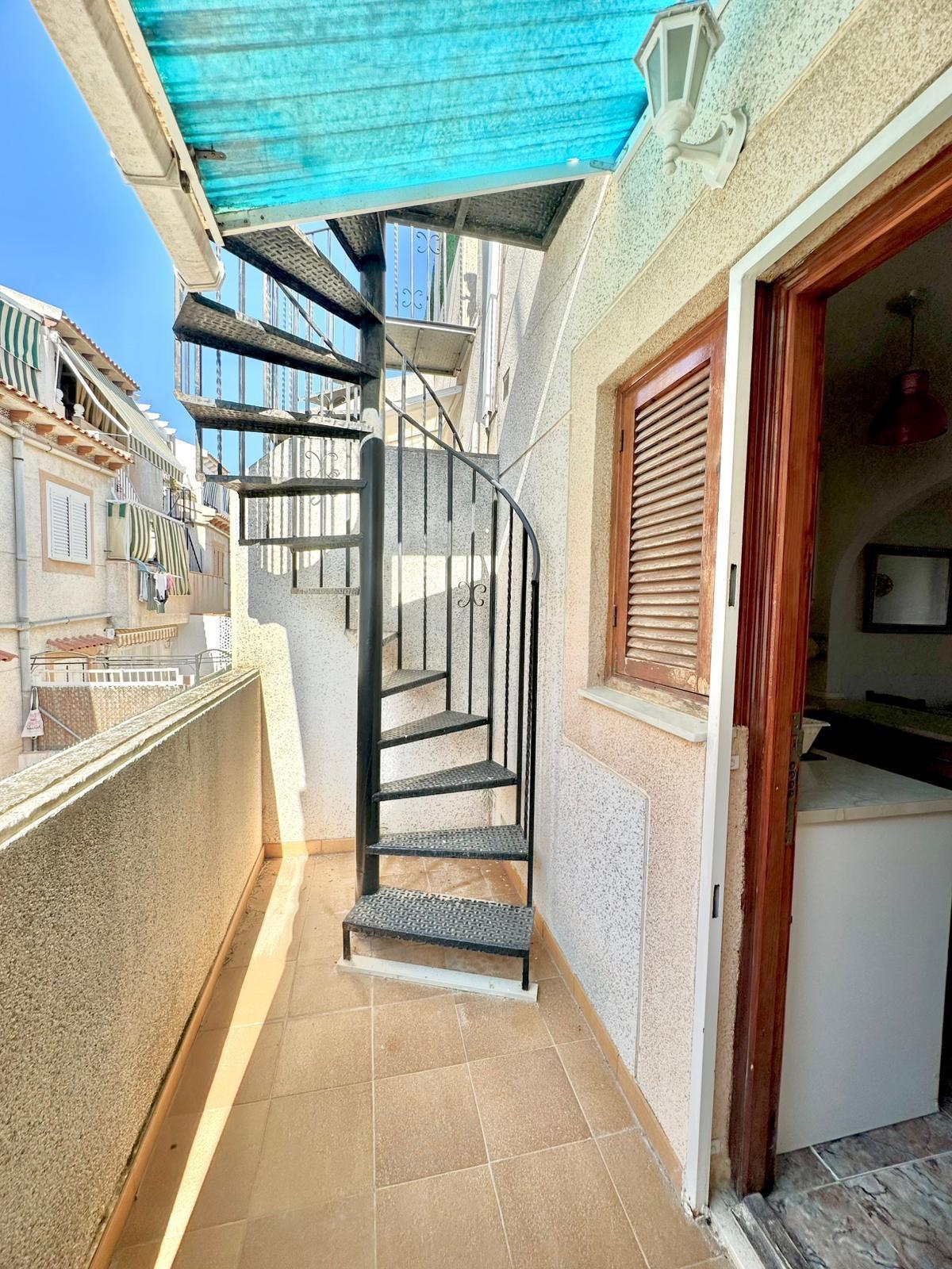 Kitchen in bungalow for sale in Guardamar del Segura
