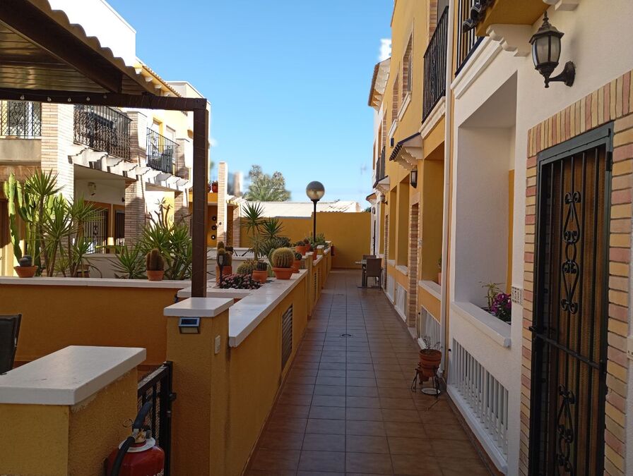 Bedroom in terraced for sale in Catral