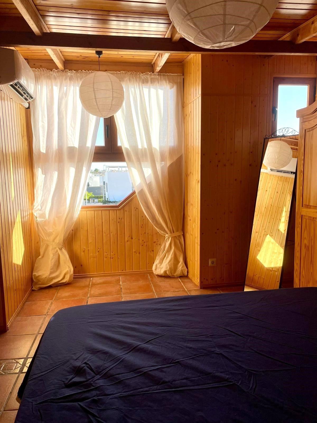 Bathroom in penthouse for sale in Torrevieja