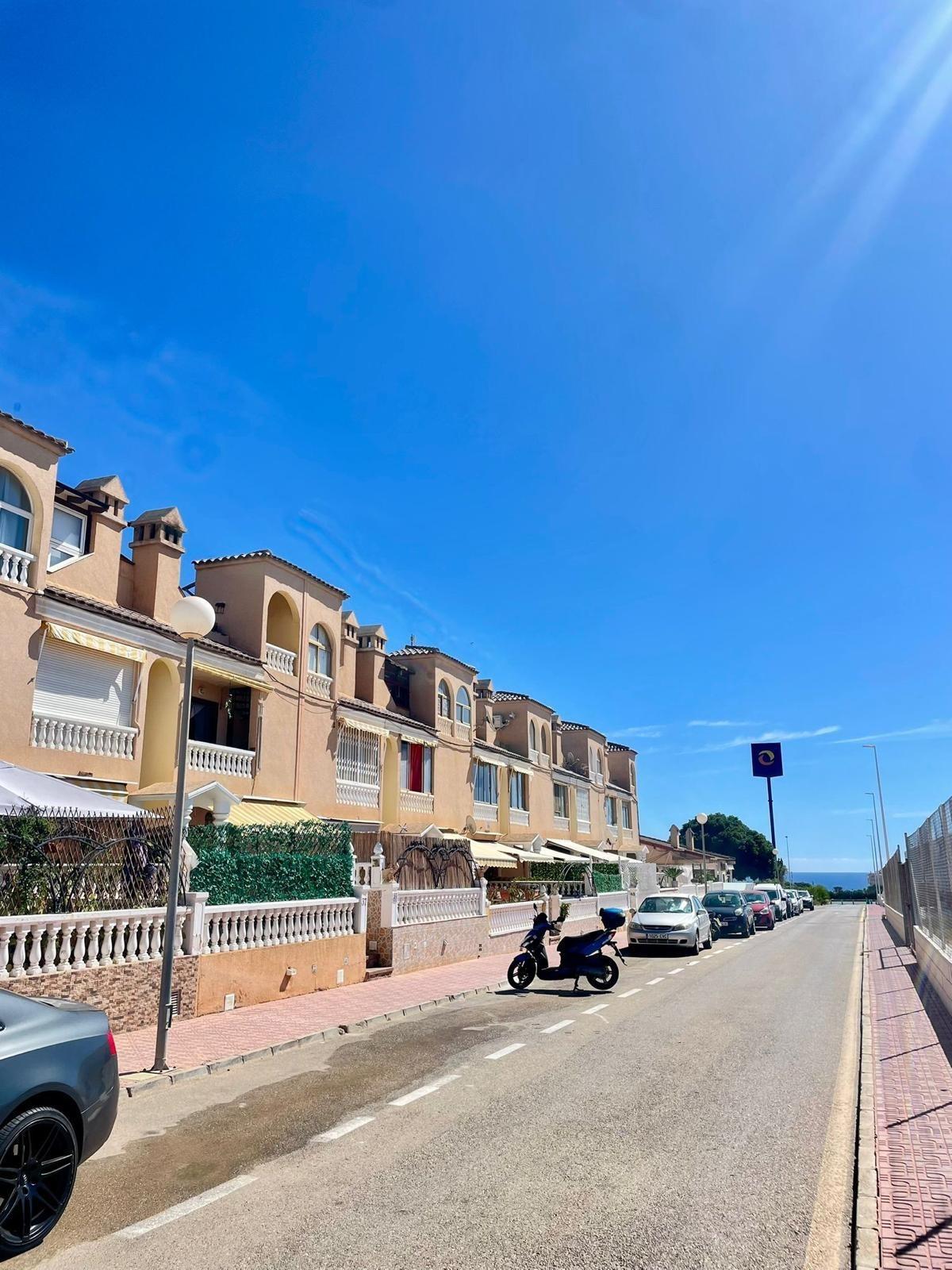 Exterior view in penthouse for sale in Torrevieja