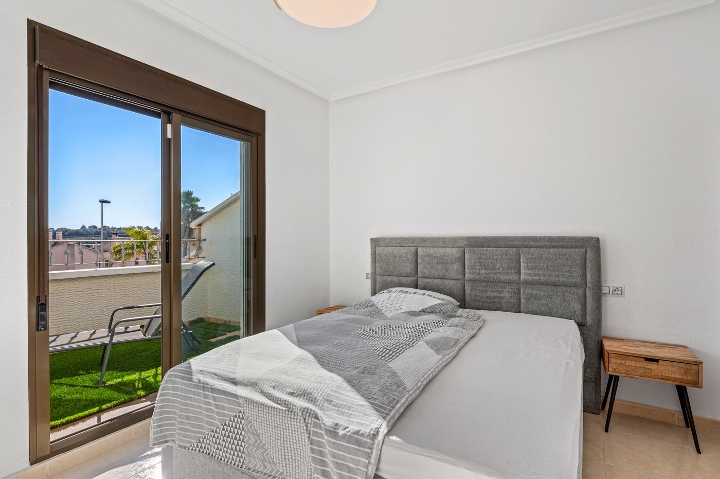 Master bedroom in terraced for sale in San Miguel de Salinas