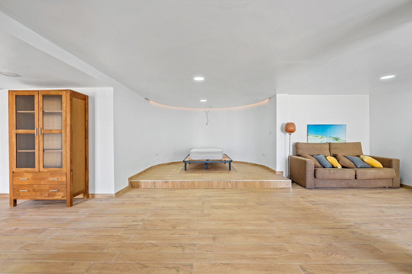 Master bedroom in villa for sale in Orihuela Costa